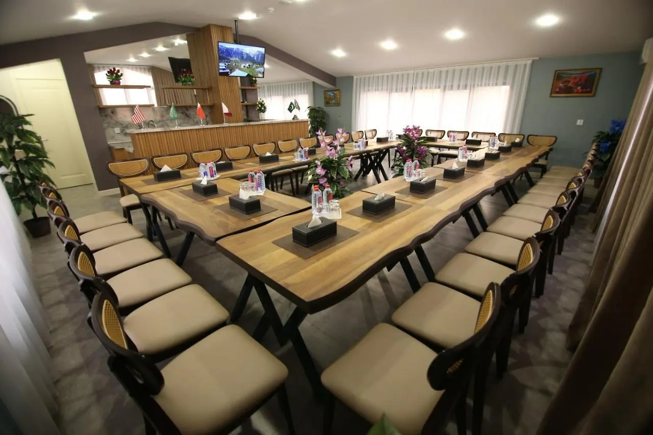Royal Meridien Hotel Баку