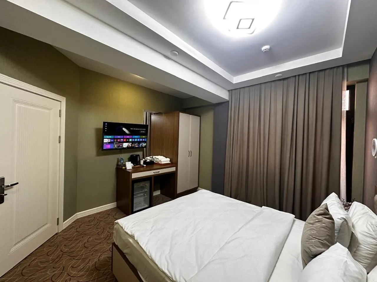 Royal Meridien Hotel Баку